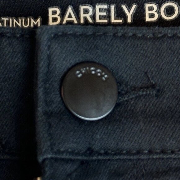 NWT Chicos The Platinum Barely Boots 0.5 Regular Black - Size 6 / Small - Picture 14 of 14
